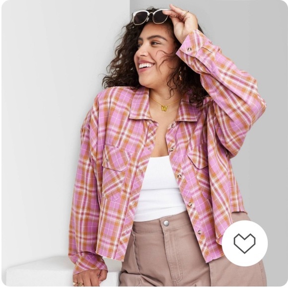 Wild Fable Women’s Pink Plaid Cropped Over-Sized Frayed Edge Flannel Shi… - Picture 3 of 11